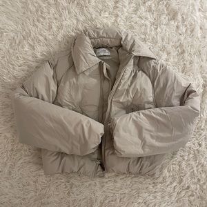 Urban Outfitters Cropped Puffer (XS)
